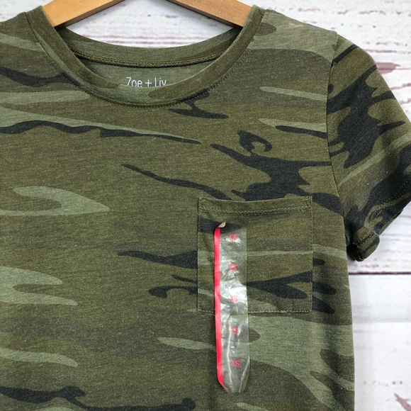 🎁ZOE + LIV💸 Camo Pocket Tee X-Small - Picture 2 of 5